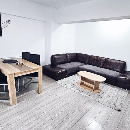 Apartament Dem Radulescu 3 Camere! Ramnicu Valcea Exterior photo