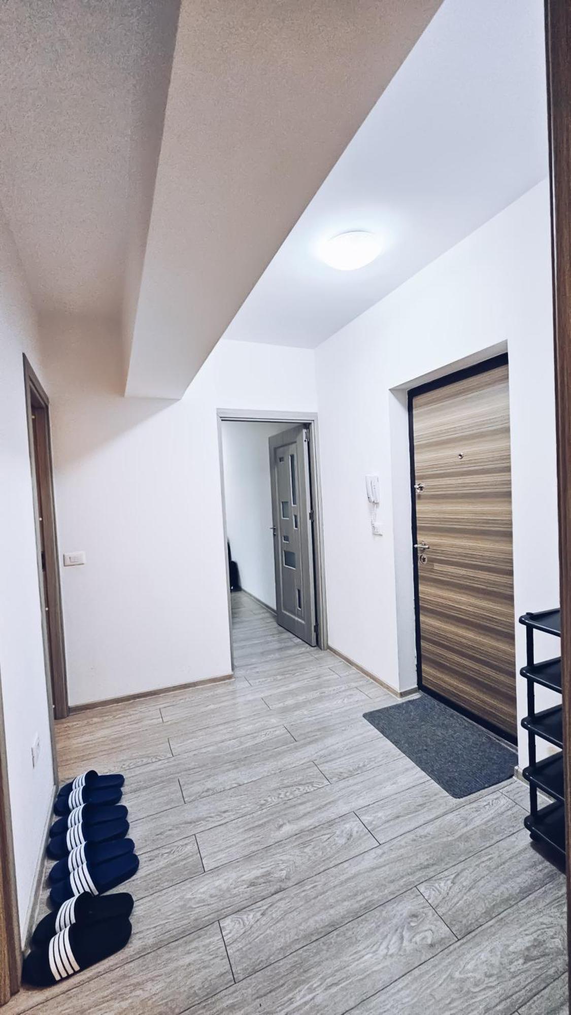 Apartament Dem Radulescu 3 Camere! Ramnicu Valcea Exterior photo